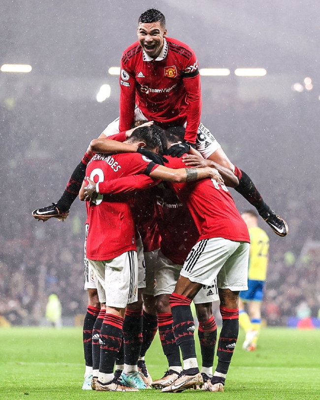 21比3，羽坛第6人！翁泓阳疯狂一胜夺赛季首冠，巡回赛大满贯首人.